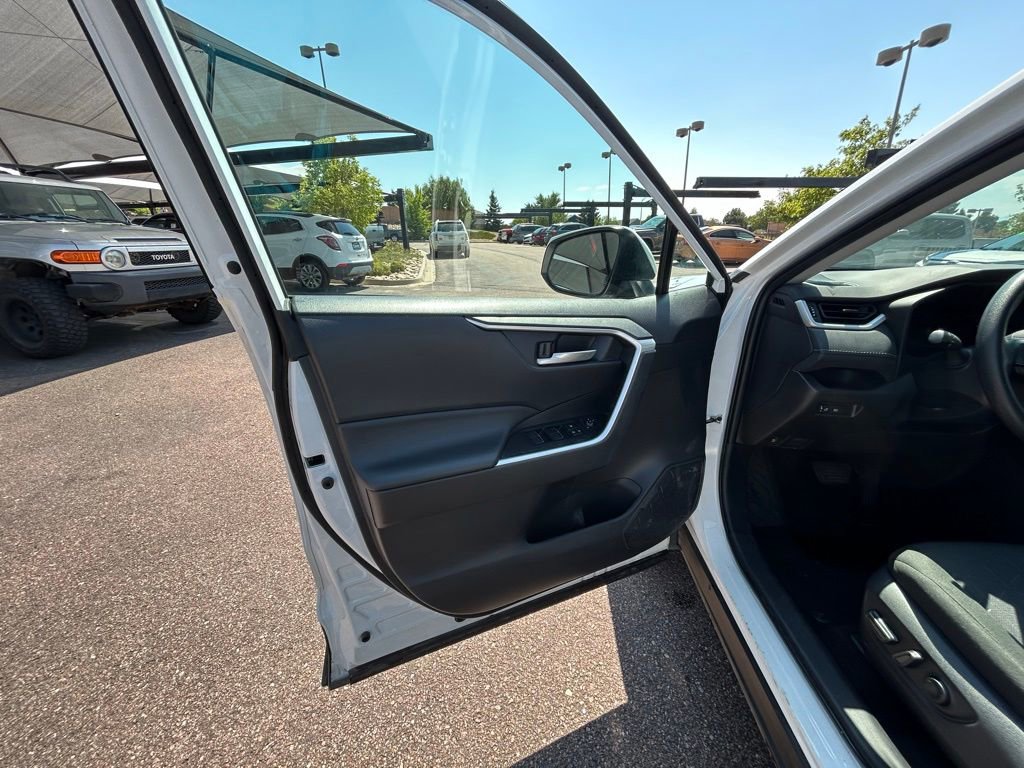 Used 2024 Toyota RAV4 XLE image 15