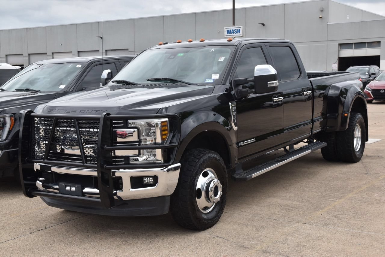 Used 2018 Ford F350 Lariat w/ Lariat Ultimate Package AWD/4WD image 2