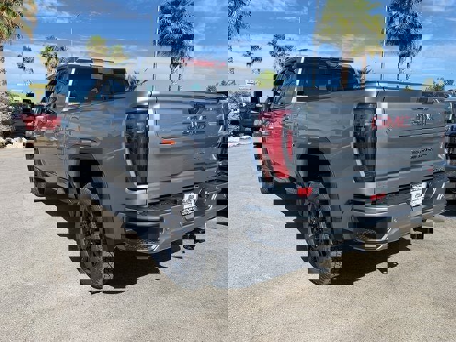 New 2025 GMC Sierra 2500 AT4 w/ AT4 Preferred Package image 9