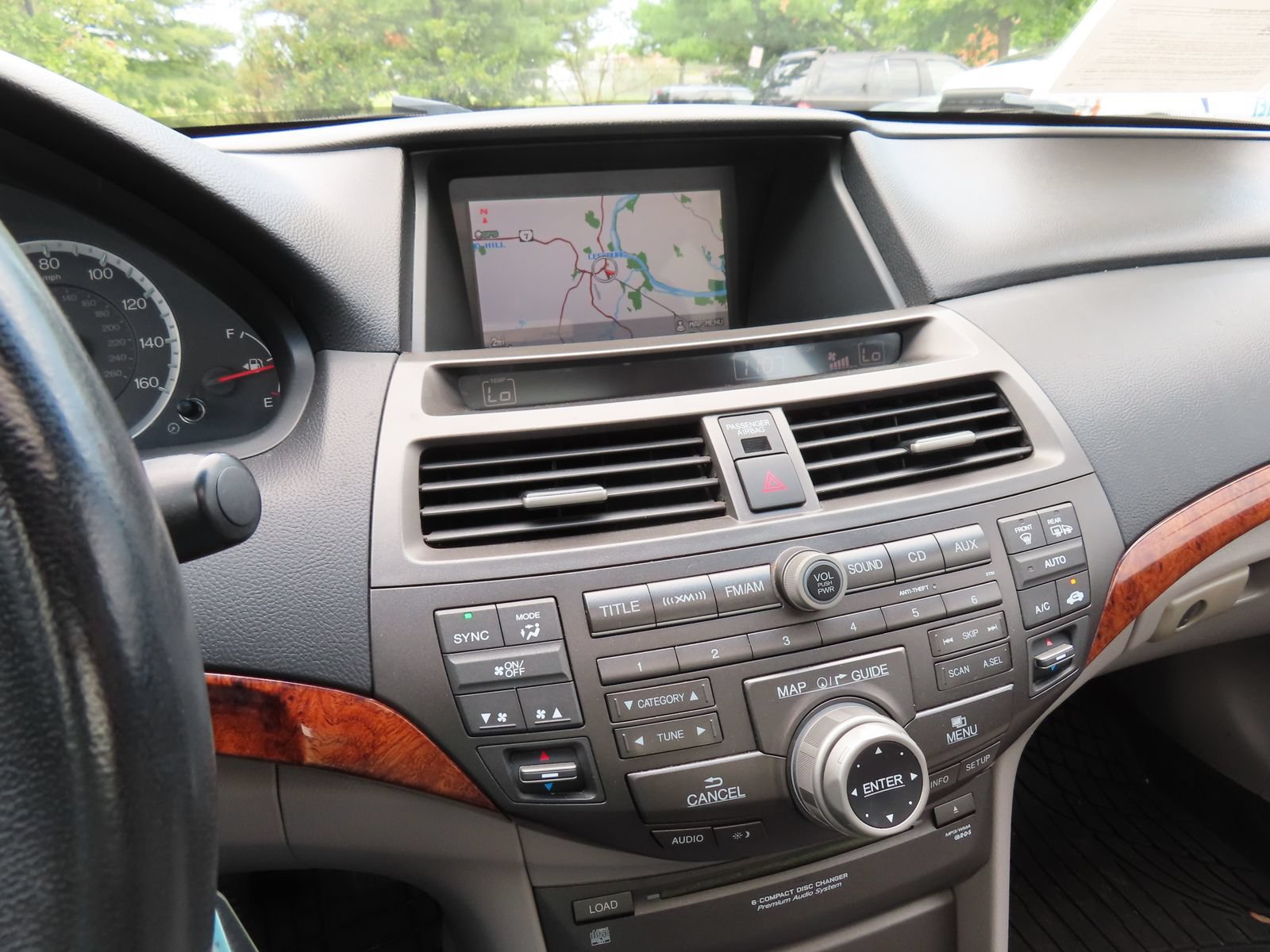 Used 2011 Honda Accord EX-L image 20