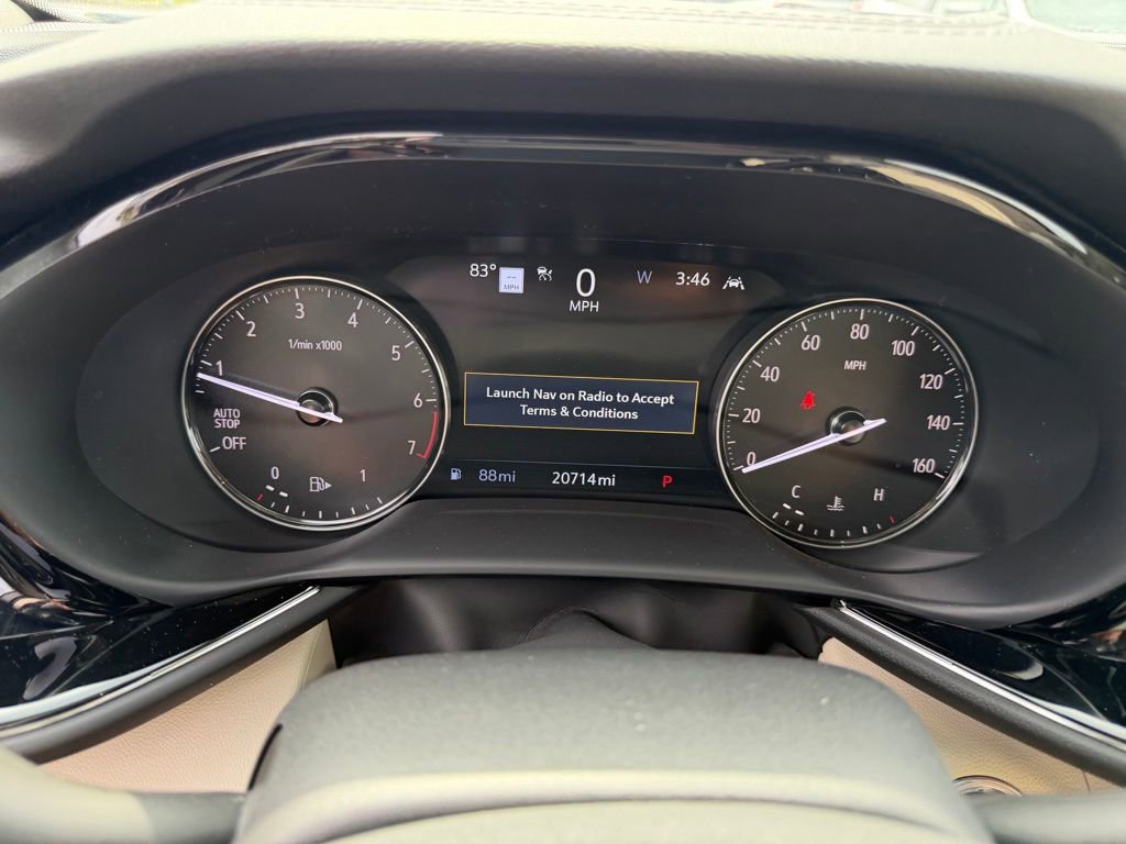 Used 2022 Buick Envision Avenir w/ Technology Package II FWD image 30