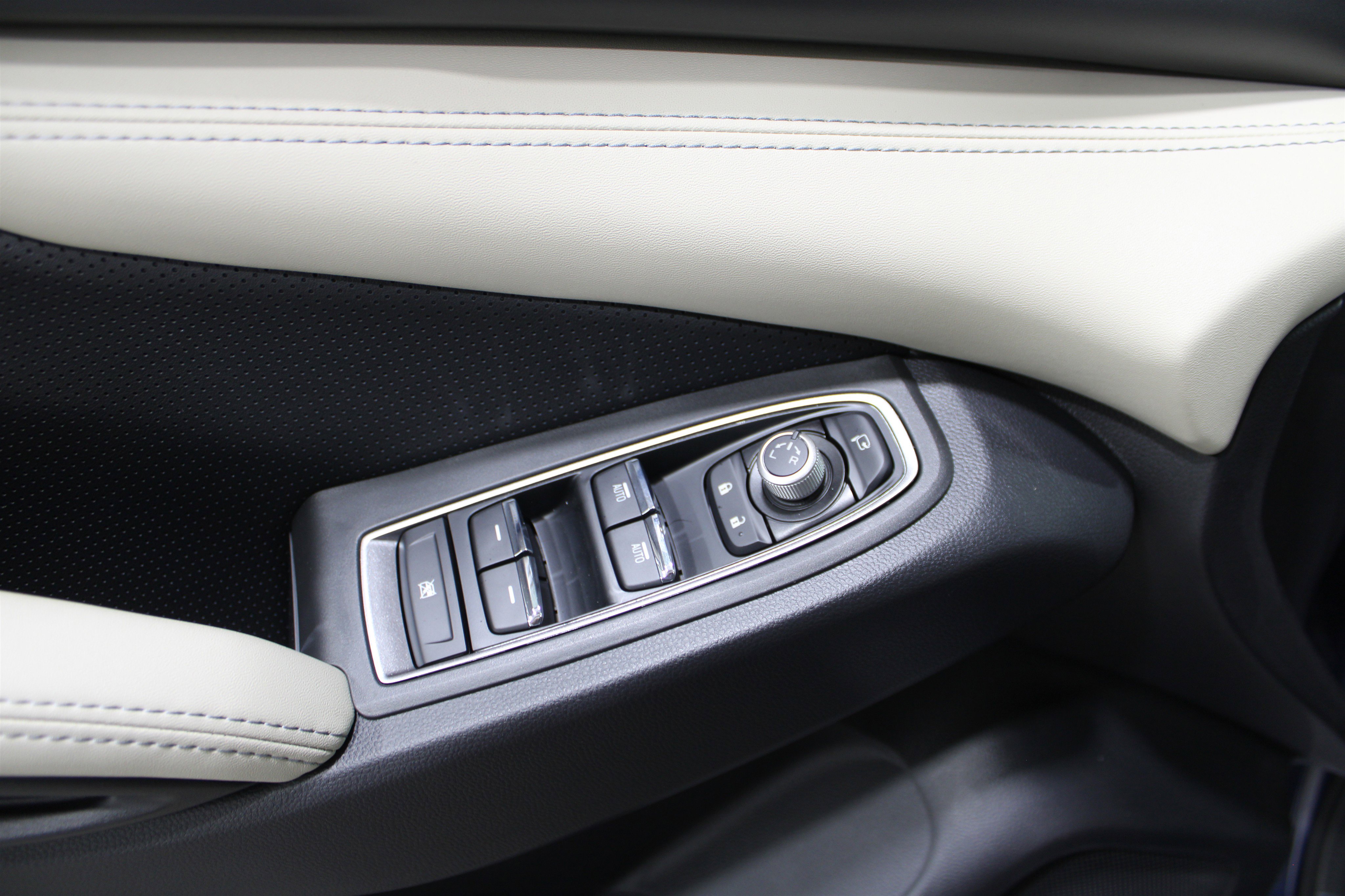 New 2025 Subaru Ascent Limited image 7