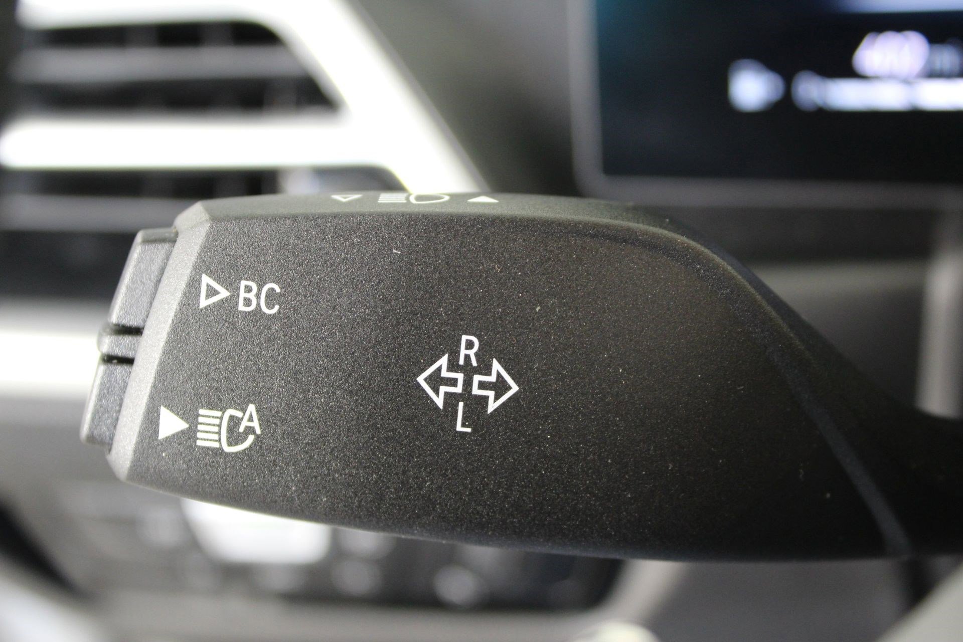 Certified 2025 BMW 330i xDrive Sedan image 28