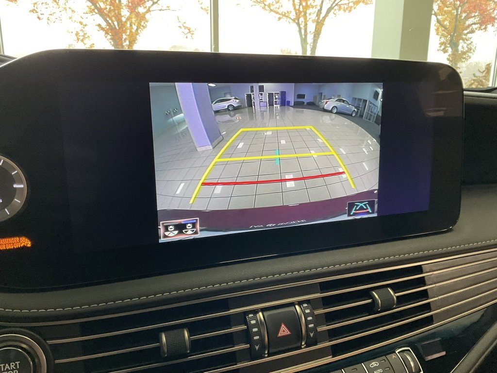 Used 2021 Lexus LS 500 AWD w/ Interior Upgrade Package image 17