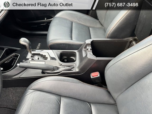 Used 2017 Toyota RAV4 SE image 37