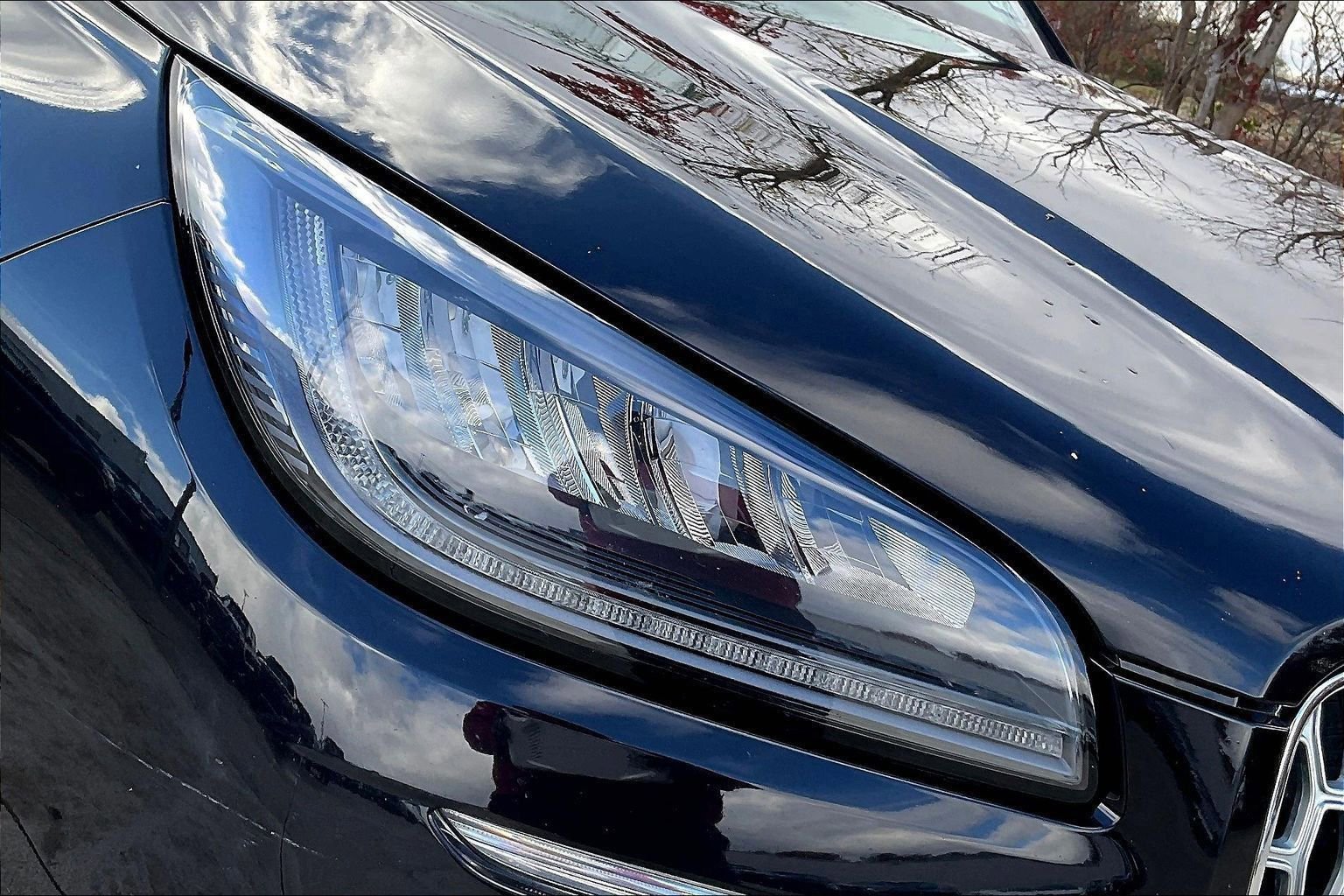 Used 2023 Lincoln Corsair AWD image 32