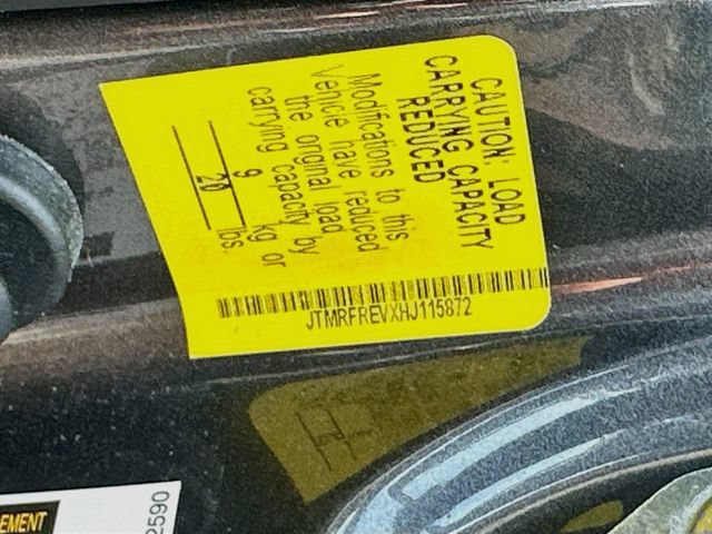 Used 2017 Toyota RAV4 XLE w/ Carpet Mat Package AWD/4WD image 32