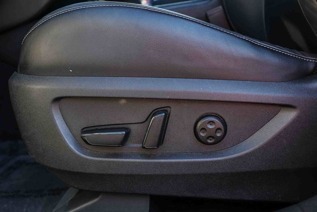 Used 2022 INFINITI QX50 Luxe w/ Appearance Package image 23