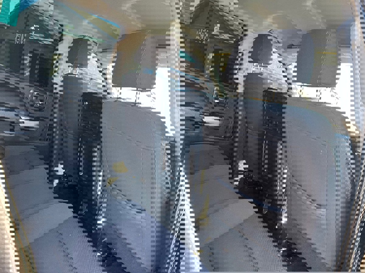 Used 2018 Chevrolet Silverado 1500 LT w/ All Star Edition AWD/4WD image 30