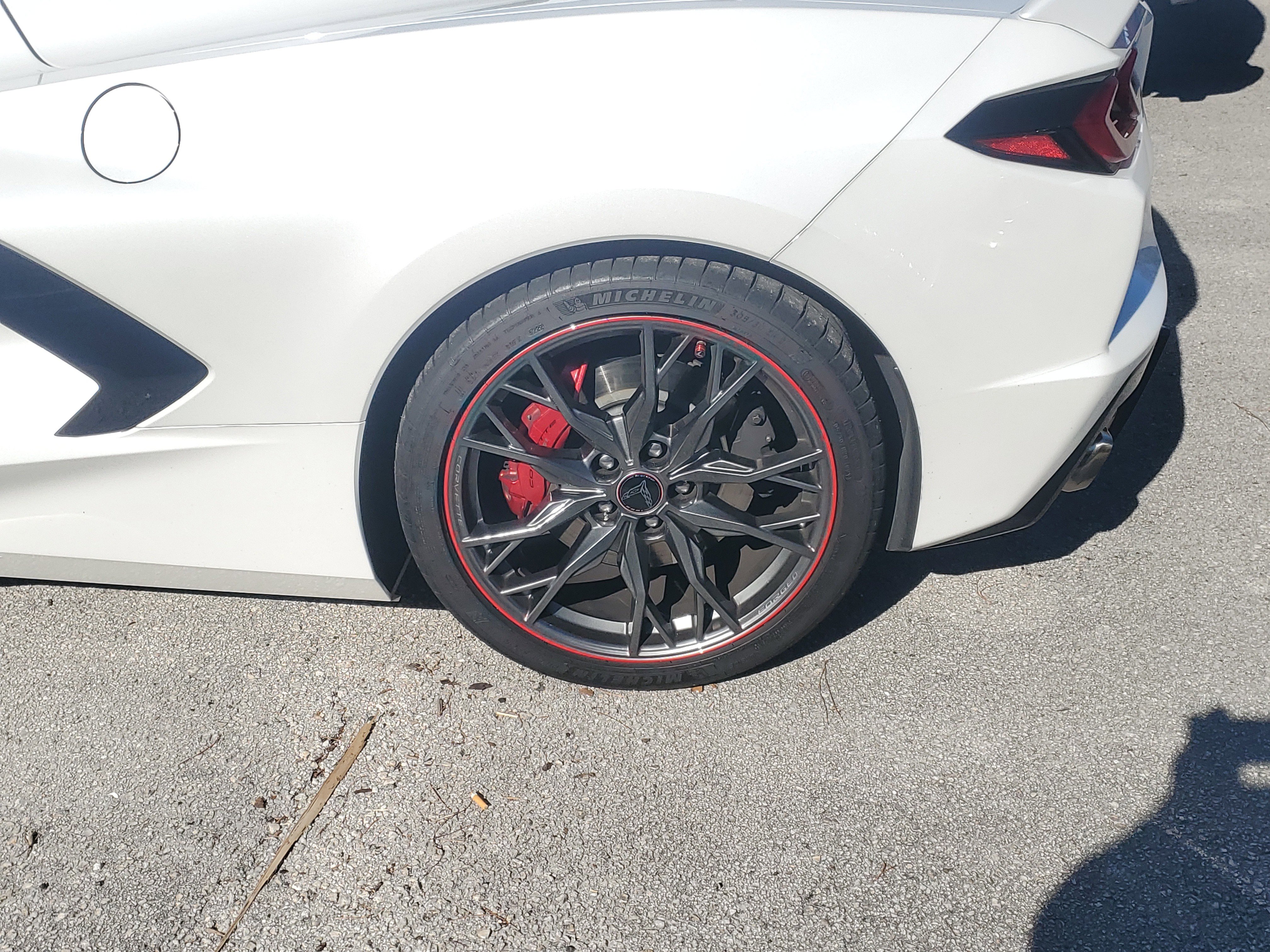 Used 2023 Chevrolet Corvette Stingray Premium Conv w/ Z51 Performance Package image 7