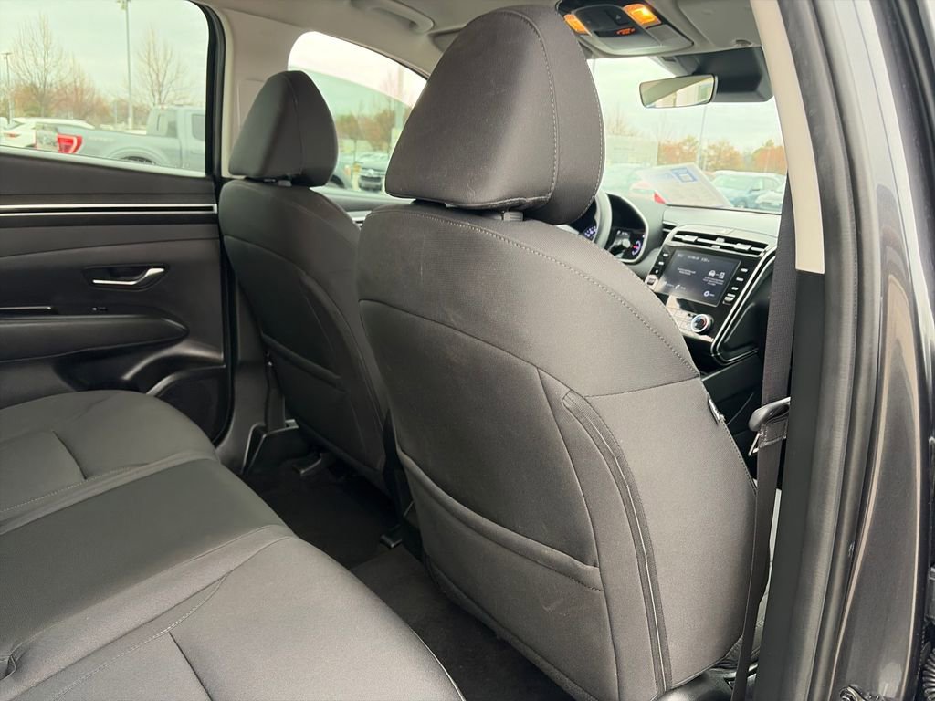 Used 2024 Hyundai Tucson SE image 30