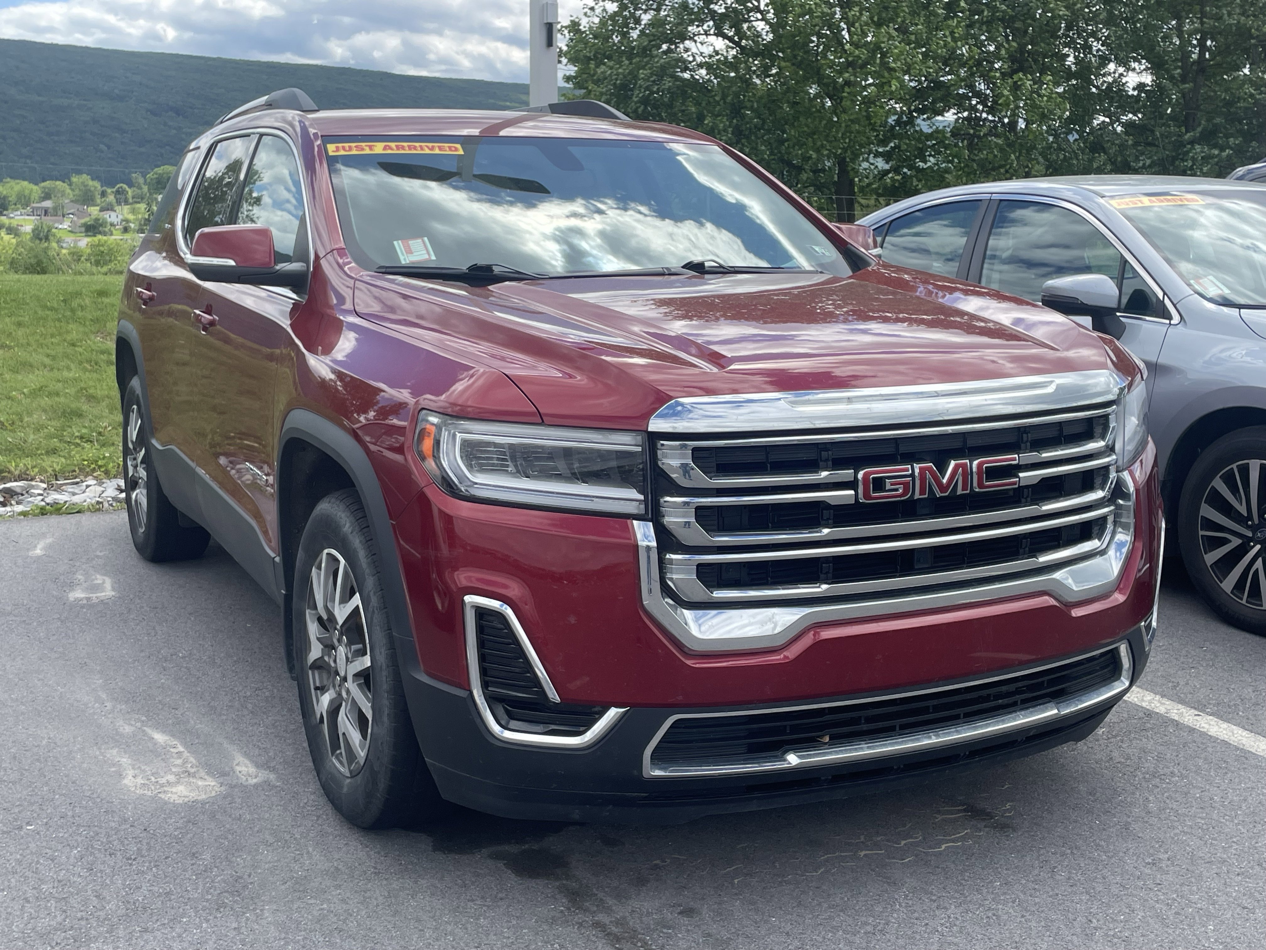 Used 2020 GMC Acadia SLE w/ Driver Convenience Package