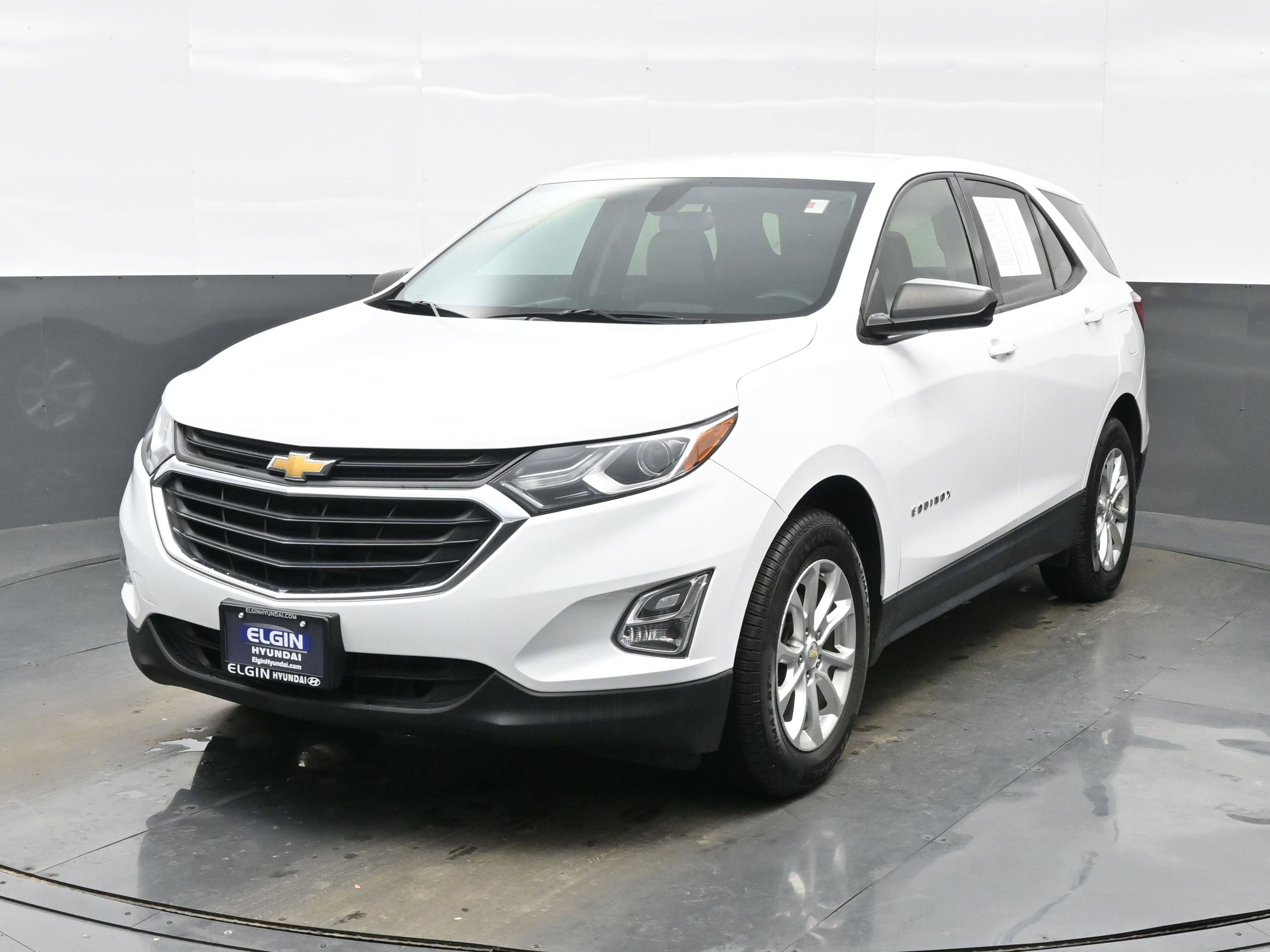 Used 2019 Chevrolet Equinox LS image 1