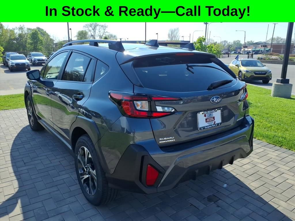 Used 2025 Subaru Crosstrek 2.0i Premium image 5