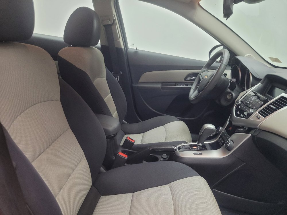 Used 2016 Chevrolet Cruze LS FWD image 21