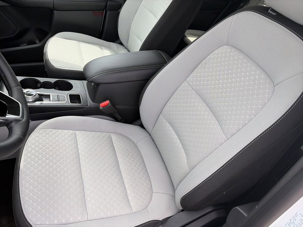 Used 2025 Ford Escape Active w/ Tech Pack #1 FWD image 12