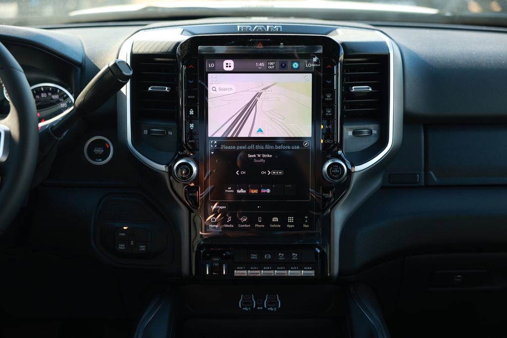 New 2026 RAM 2500 Big Horn AWD/4WD image 26