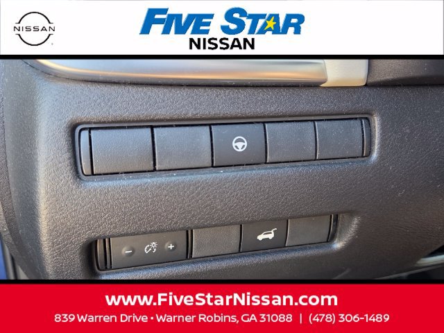 Used 2021 Nissan Rogue SV w/ Premium Package FWD image 28