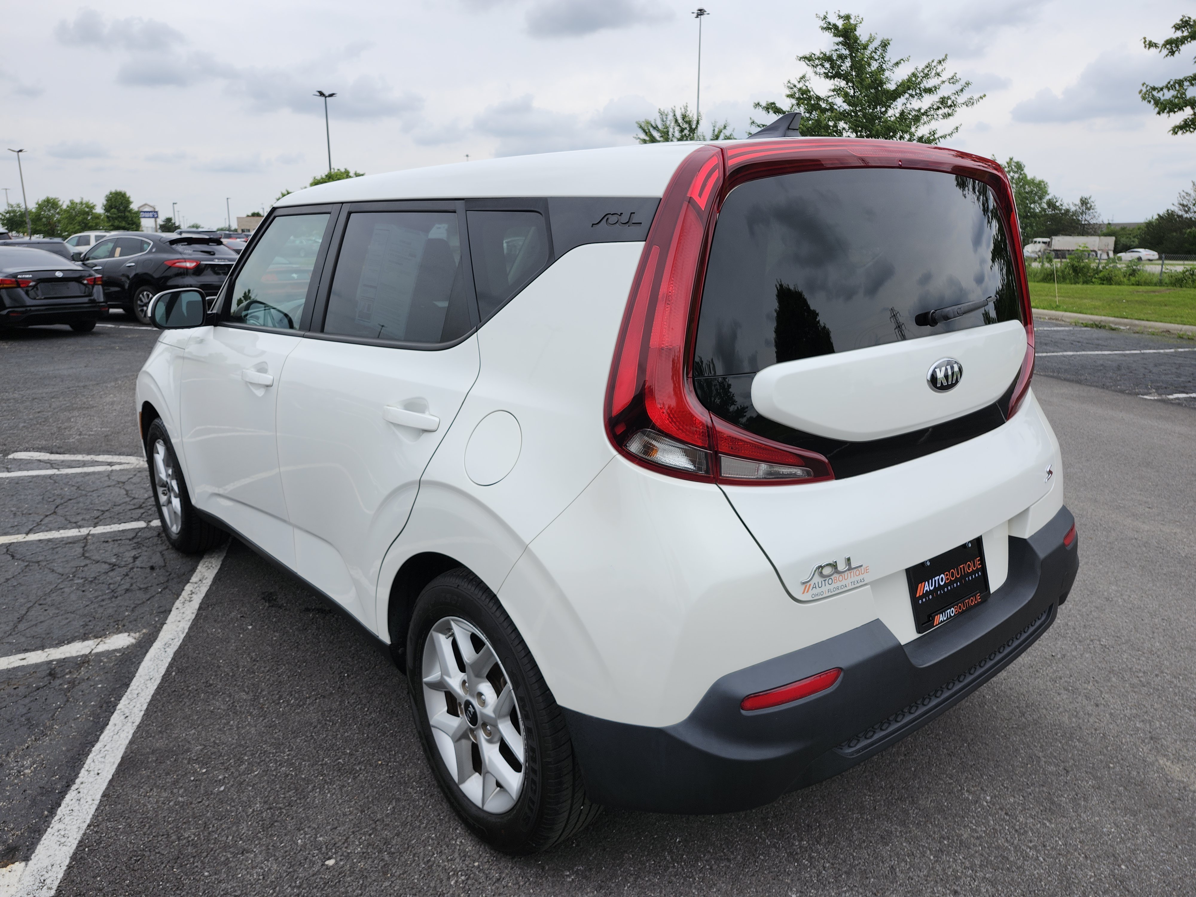 Used 2021 Kia Soul S FWD image 13
