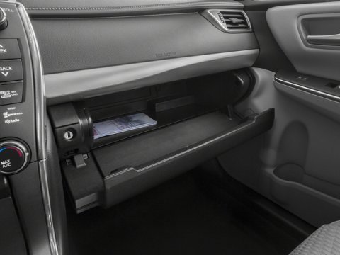 Used 2017 Toyota Camry SE w/ Moonroof Package FWD image 20