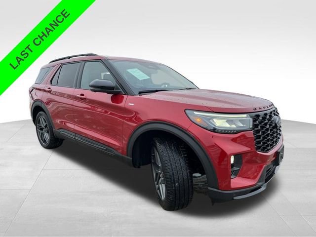Used 2025 Ford Explorer ST-Line w/ Premium Package image 8