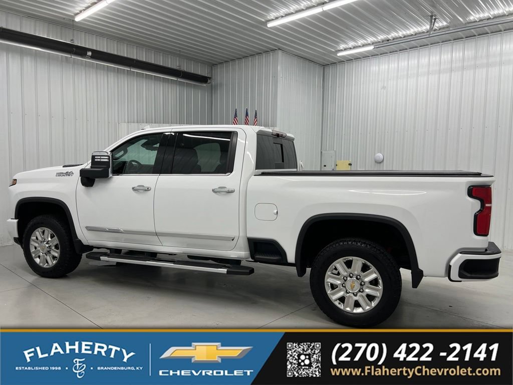 Used 2025 Chevrolet Silverado 2500 High Country w/ High Country Premium Package AWD/4WD image 5