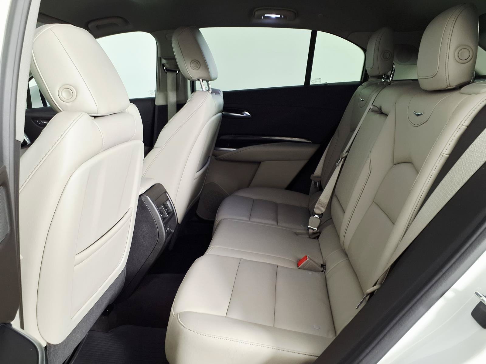 Certified 2023 Cadillac XT4 Premium Luxury w/ Technology Package AWD/4WD image 13