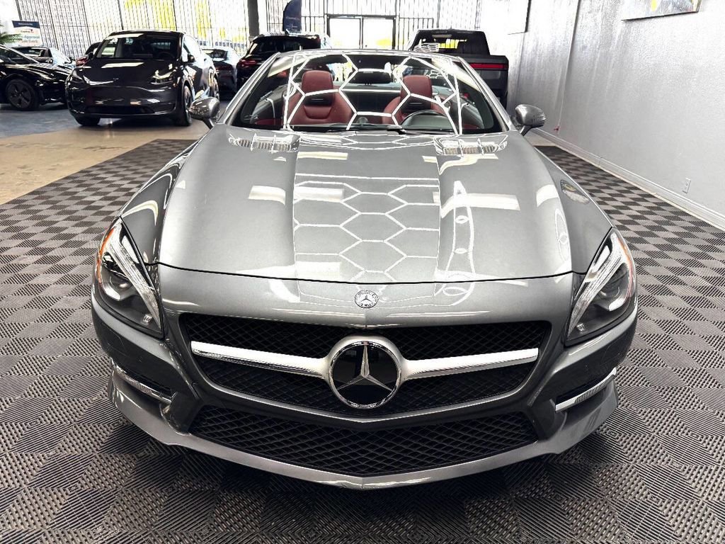 Used 2016 Mercedes-Benz SL 550 image 8
