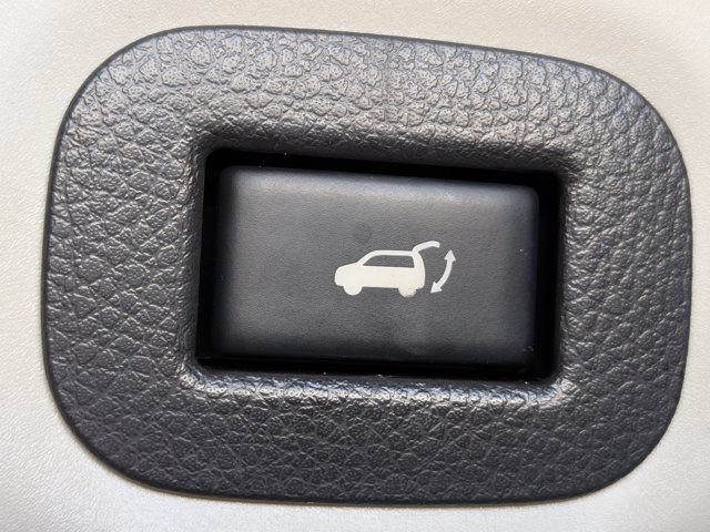 Used 2017 Nissan Rogue SL w/ SL Premium Package FWD image 19