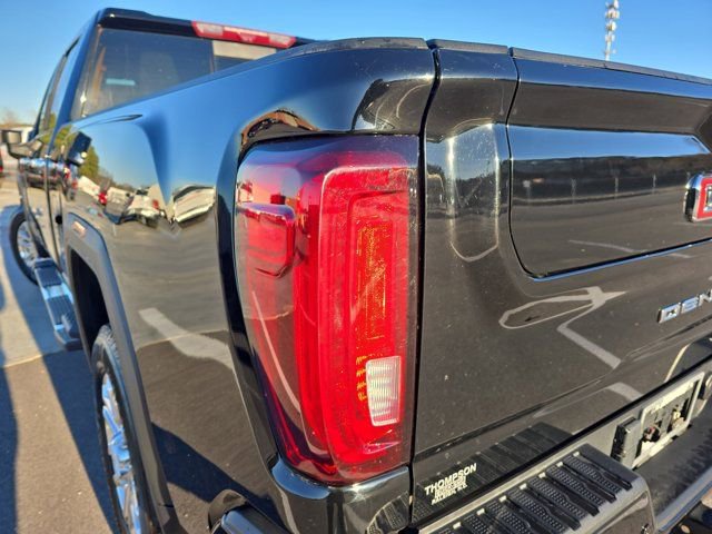 Used 2022 GMC Sierra 2500 Denali w/ Denali Ultimate Package image 34