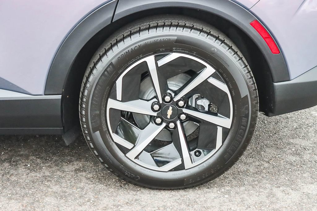 New 2026 Chevrolet Equinox EV LT image 10