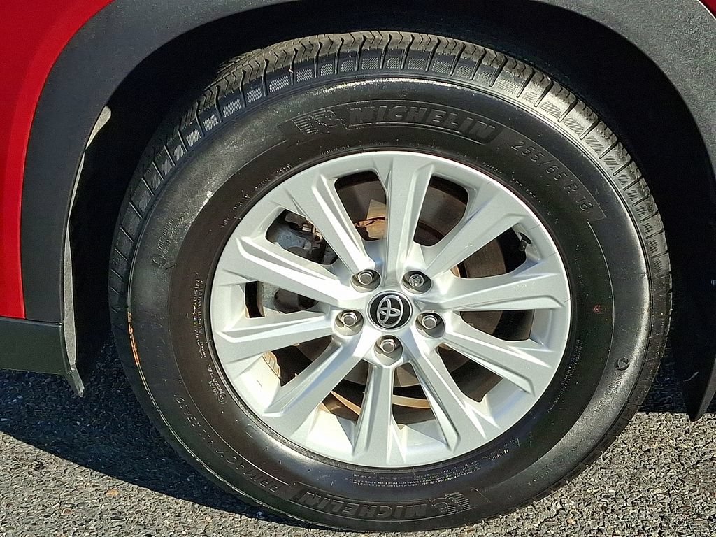 Certified 2024 Toyota Grand Highlander AWD image 8
