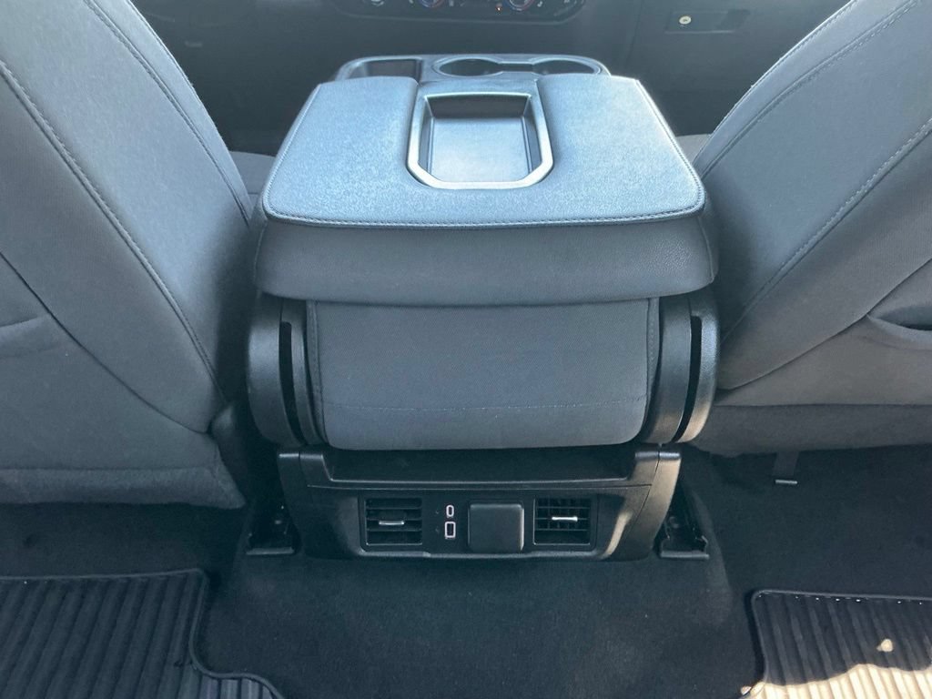 Used 2024 Chevrolet Silverado 1500 LT AWD/4WD image 28