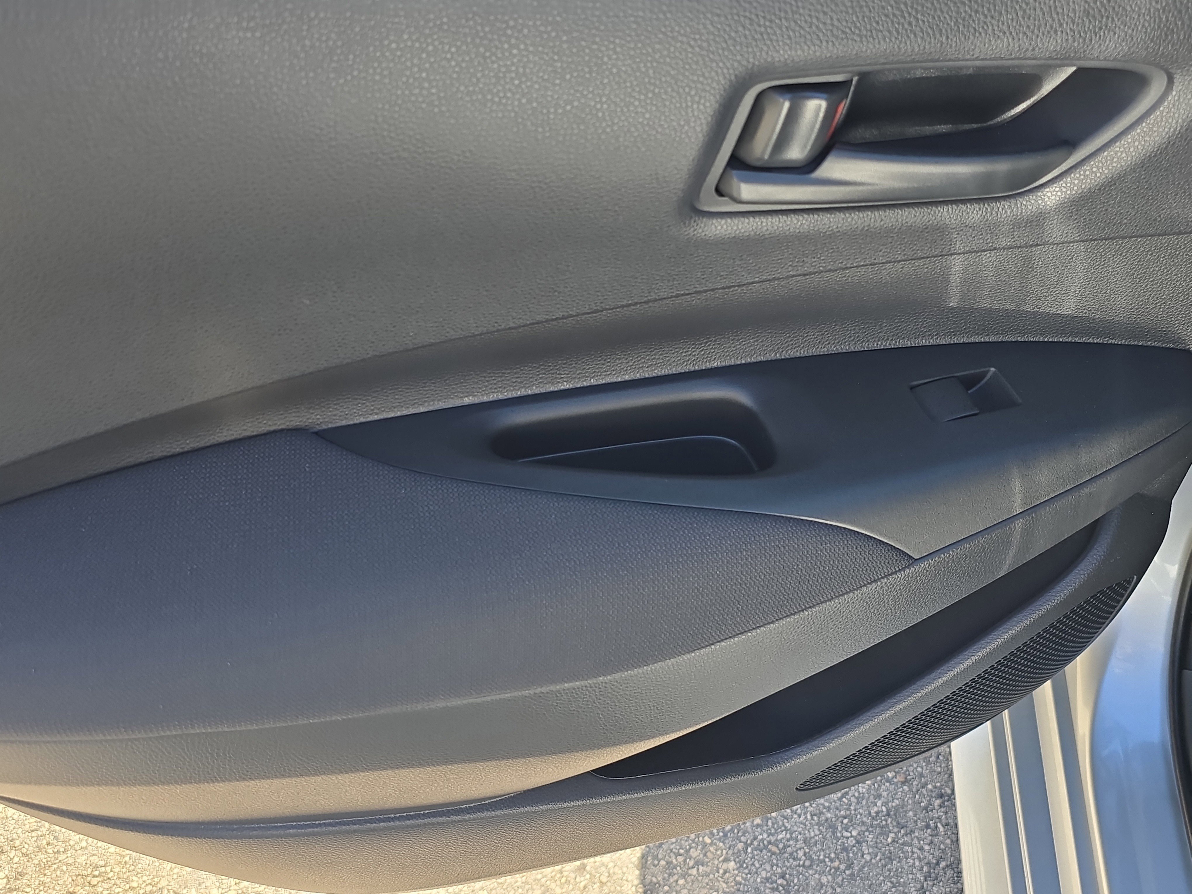 Used 2024 Toyota Corolla LE image 12