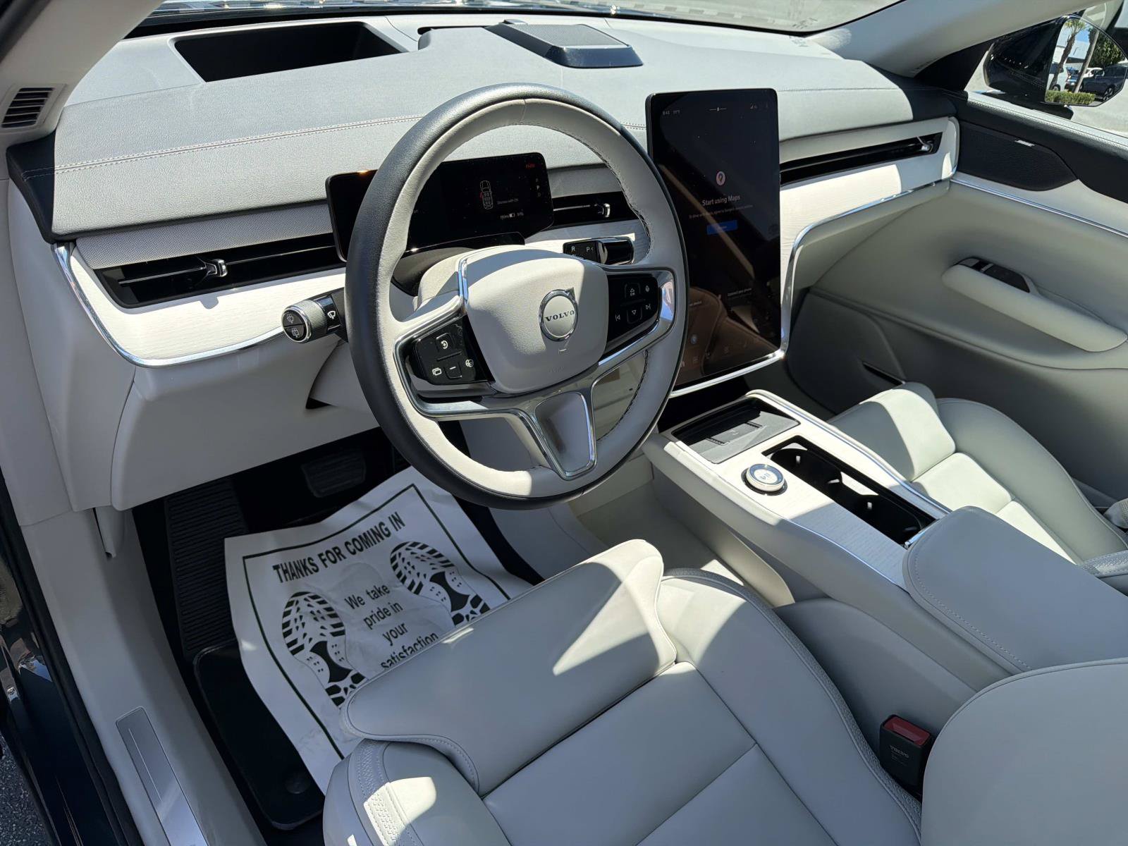 Certified 2025 Volvo EX90 Plus AWD/4WD image 9