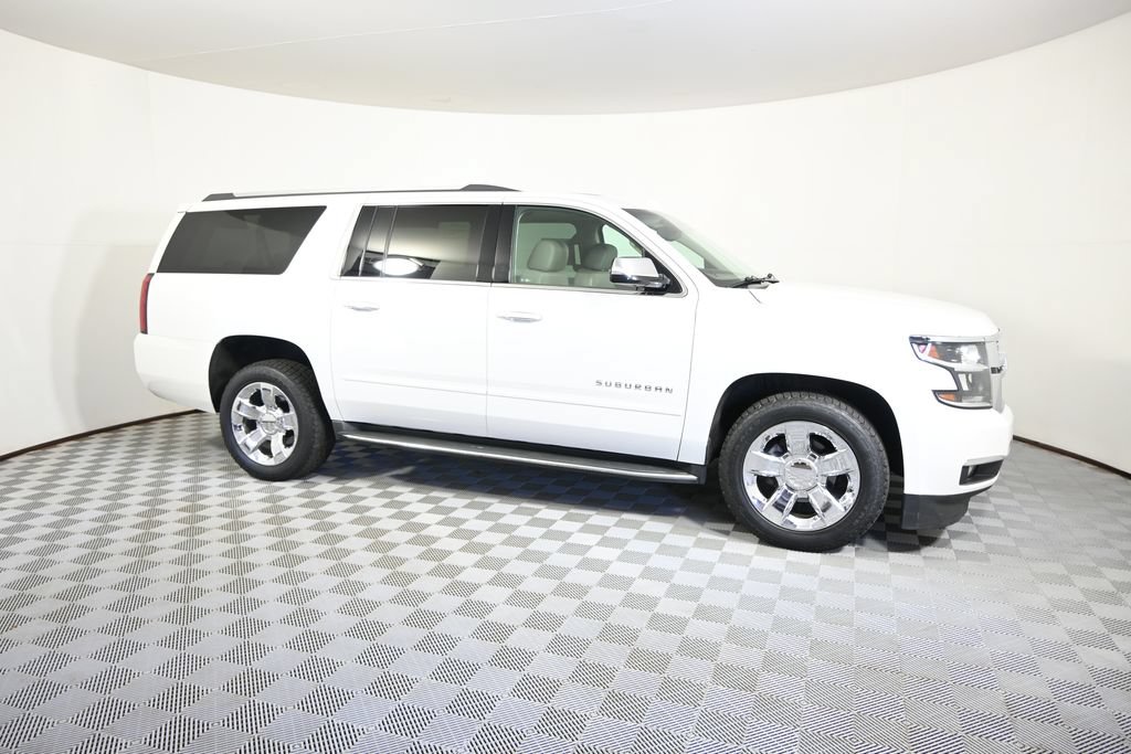 Used 2017 Chevrolet Suburban Premier AWD/4WD image 8