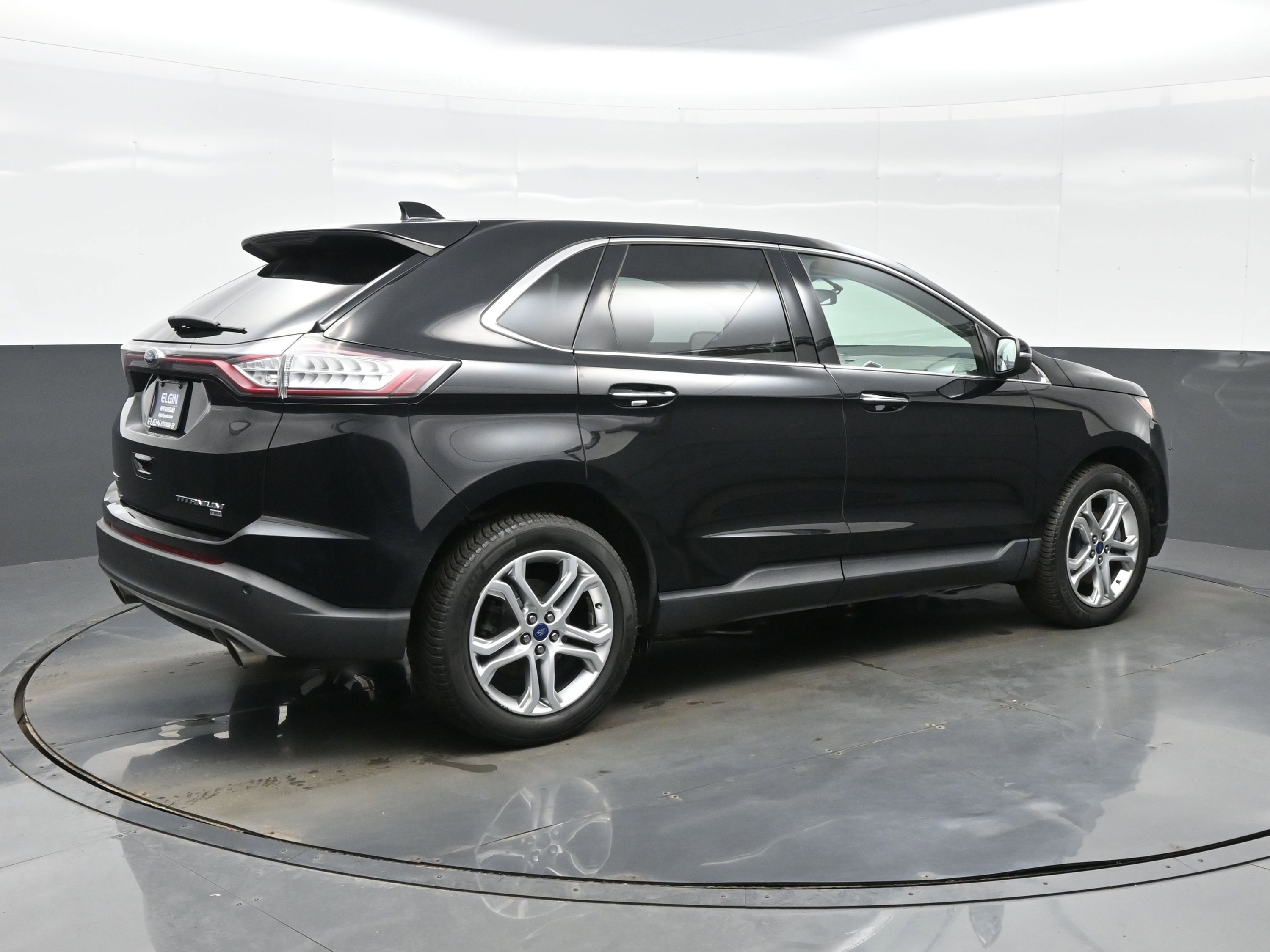 Used 2017 Ford Edge Titanium w/ Canadian Touring Package AWD/4WD image 6