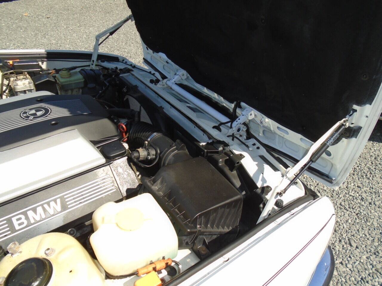 Used 1994 BMW 740i RWD image 37