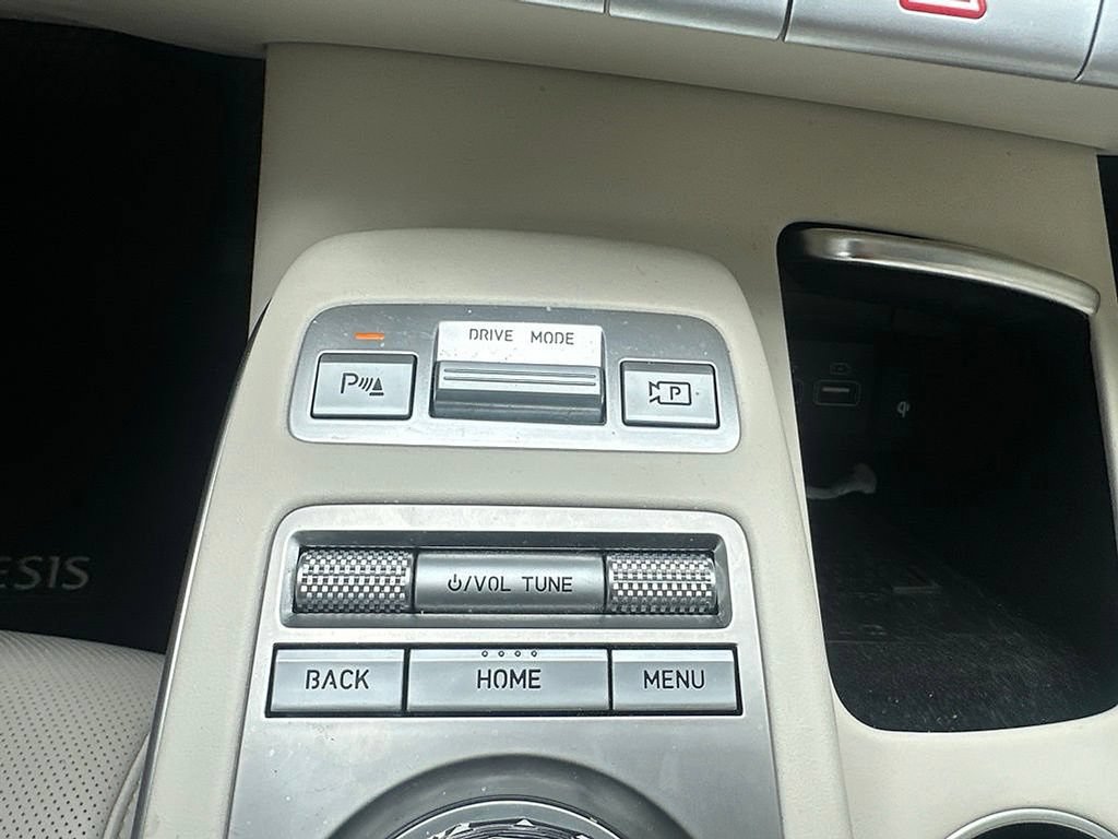Used 2023 Genesis Electrified GV70 w/ Prestige Package AWD/4WD image 16