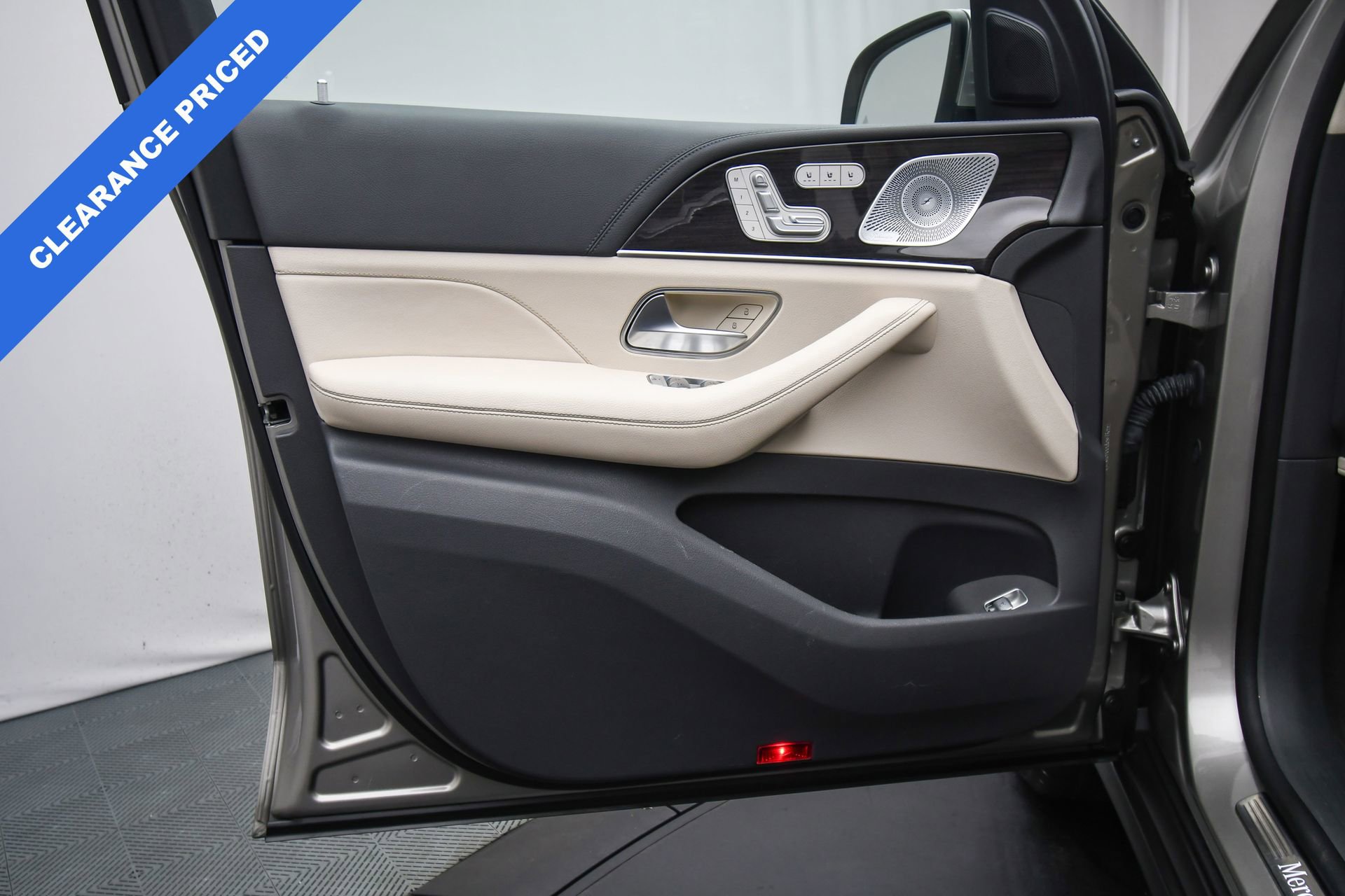 Used 2020 Mercedes-Benz GLE 450 4MATIC image 44