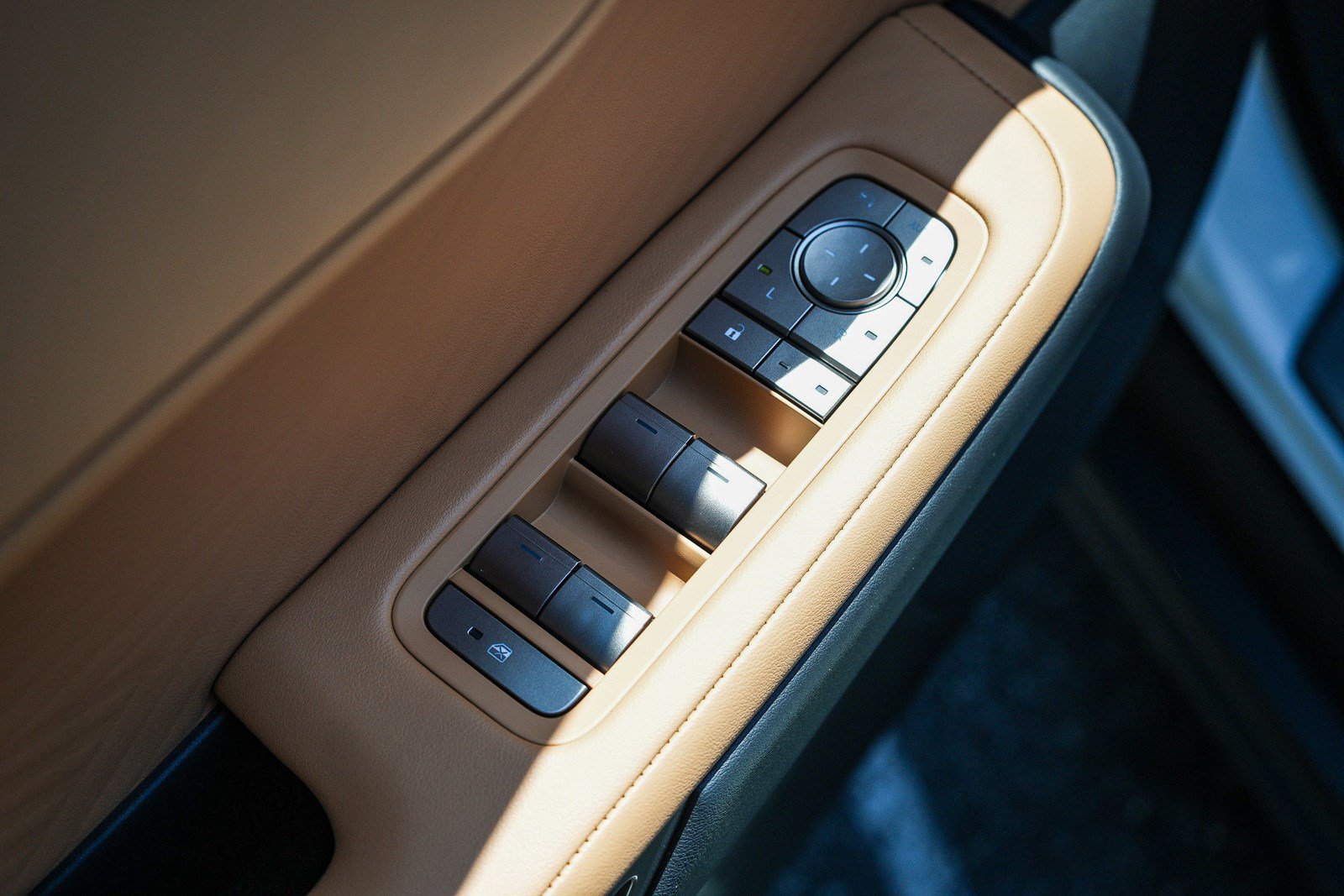 New 2026 Lexus ES 500e AWD/4WD image 20