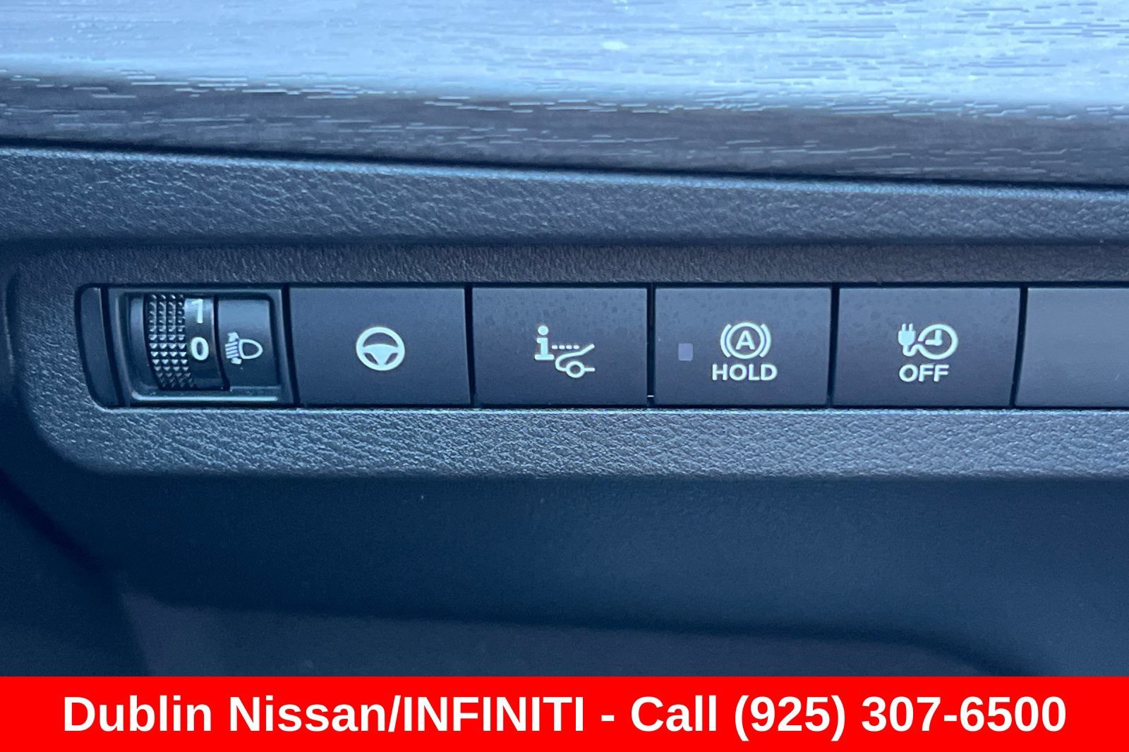 Used 2023 Nissan Ariya FWD image 39