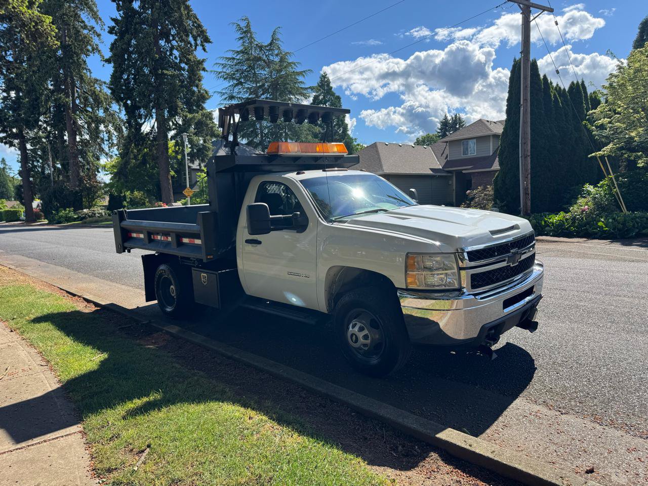 Used 2011 Chevrolet Silverado 3500 W/T w/ Snow Plow Prep Package AWD/4WD image 7
