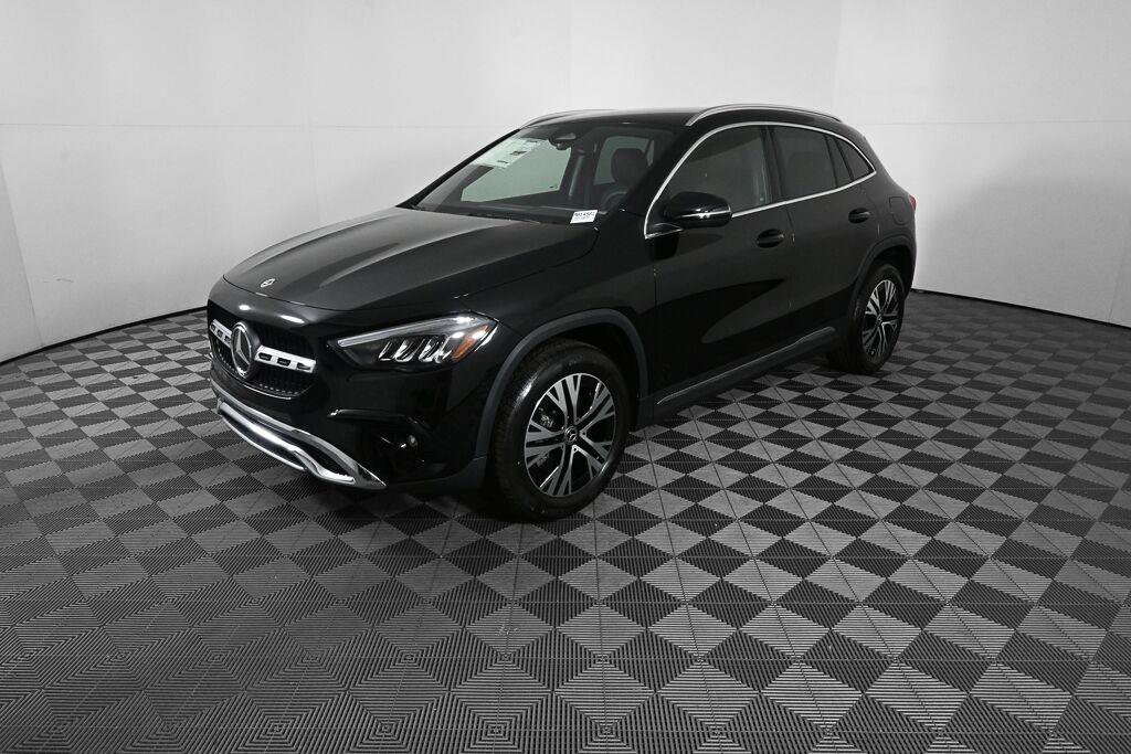 Certified 2026 Mercedes-Benz GLA 250 4MATIC image 1