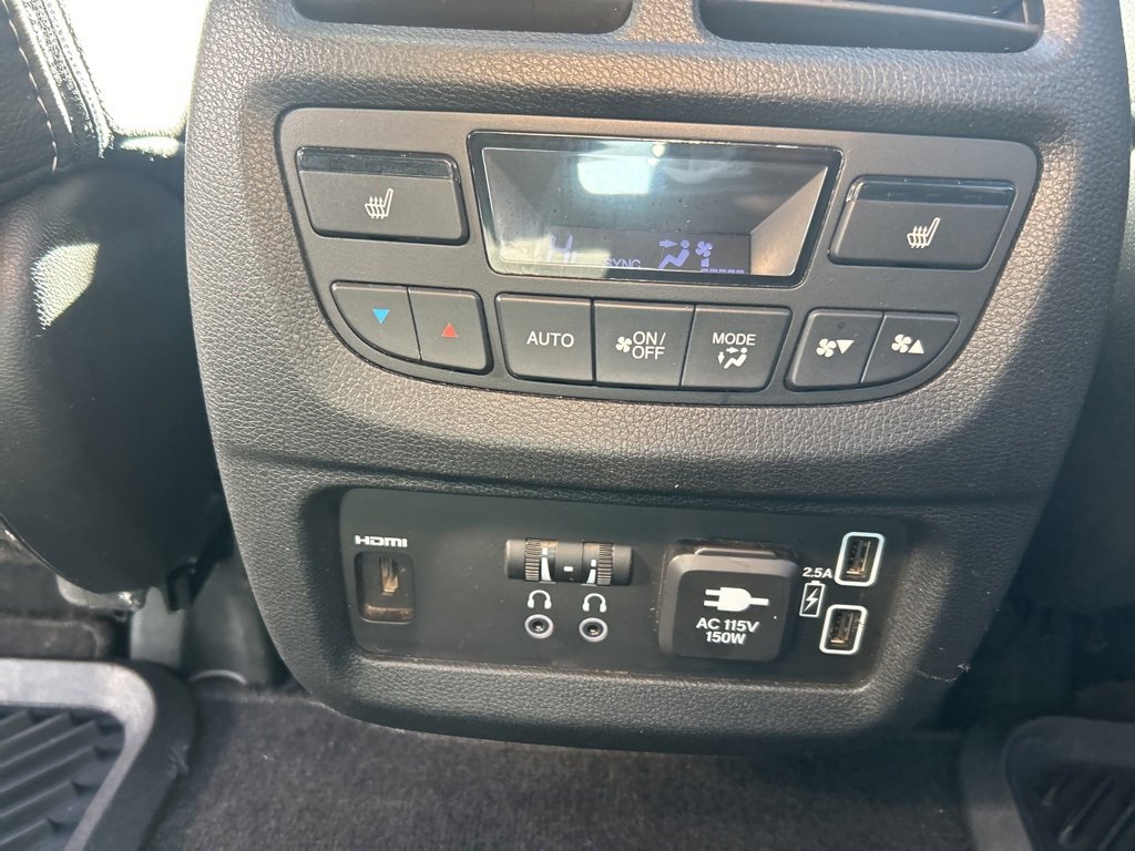 Used 2021 Honda Pilot Touring image 22