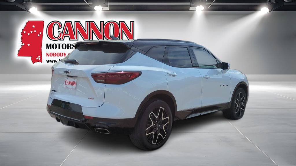 Used 2023 Chevrolet Blazer RS w/ Driver Confidence II Package image 5