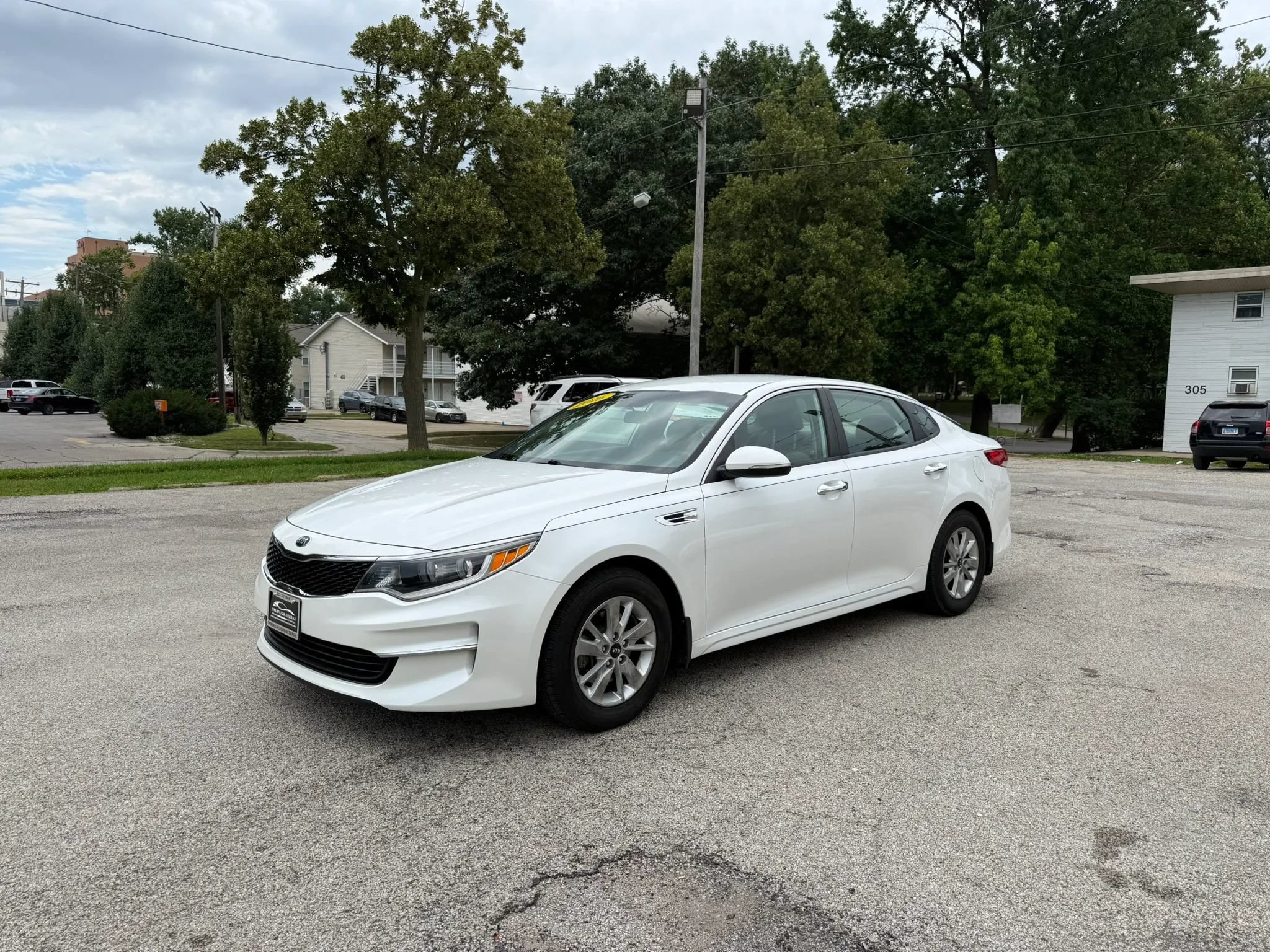 Used 2016 Kia Optima LX FWD image 3