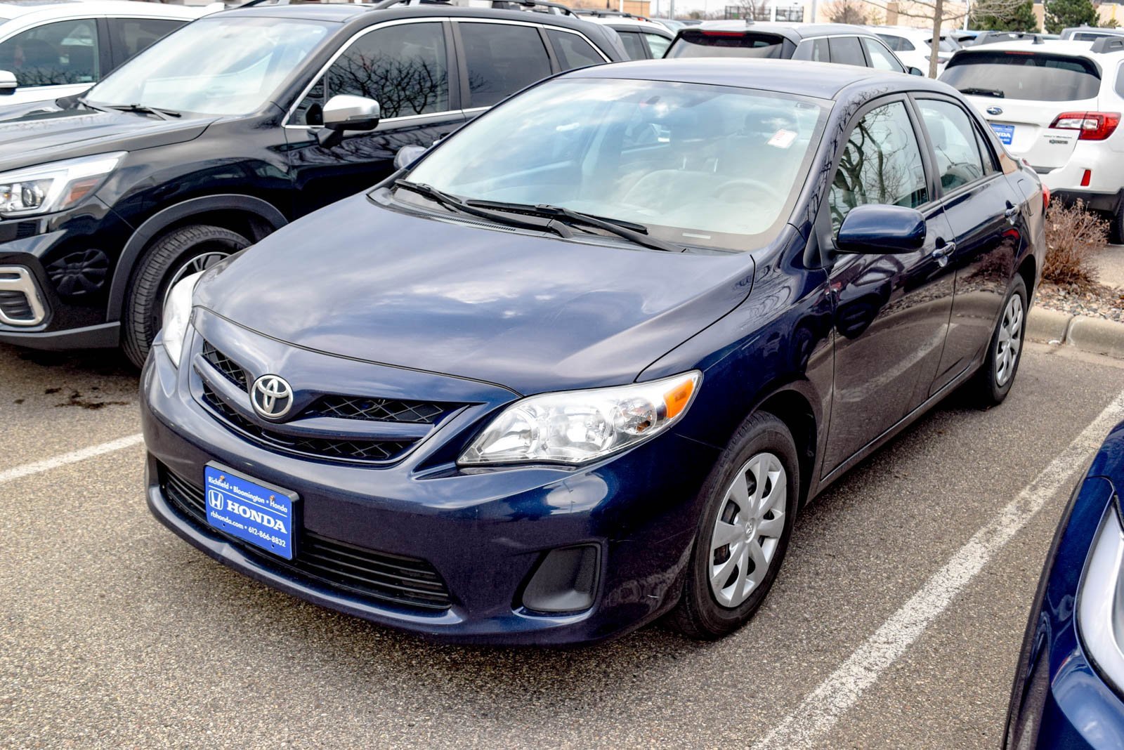 Used 2011 Toyota Corolla LE image 1