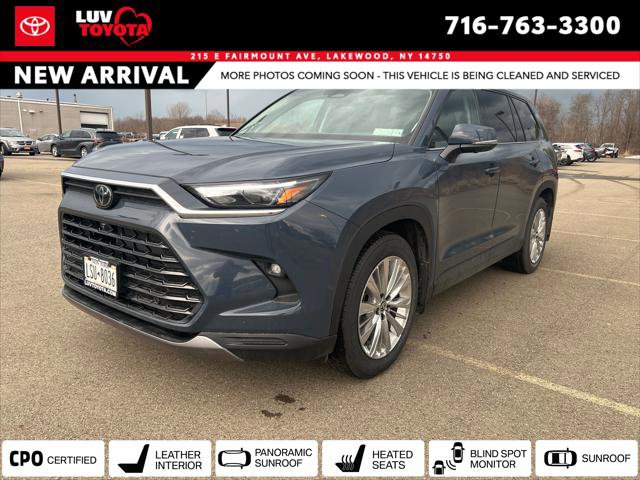 Certified 2025 Toyota Grand Highlander AWD image 1
