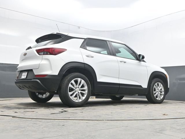 Used 2023 Chevrolet TrailBlazer LS image 39